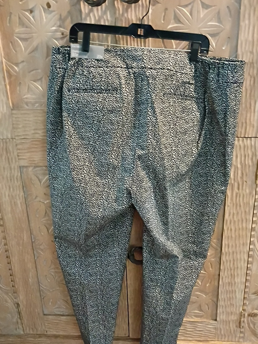 Ankle Pants
